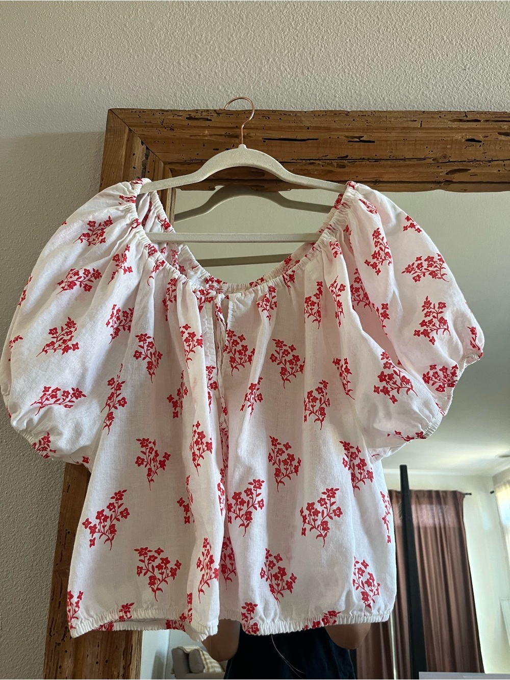 H&M White Top with Red Floral Puff Sleeves - Picture 1 of 3